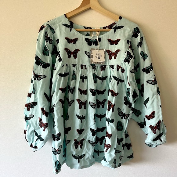 kate quinn Tops - Kate Quinn mama Moth top